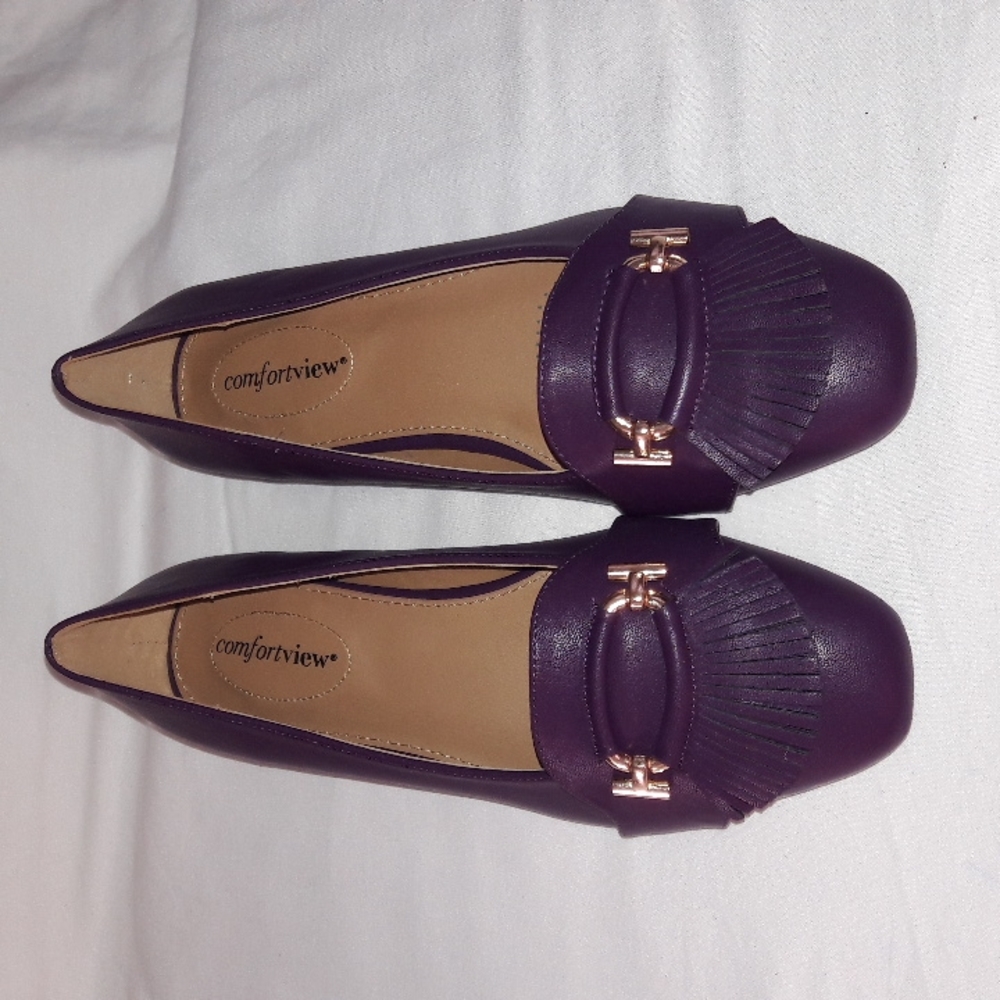 Comfortview Women Shoes Dark Berry Size 7 1/2W Buckle Fringe Comfort New